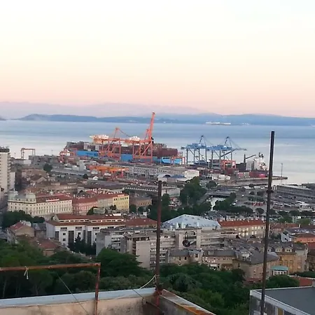 Appartamento Amarena *