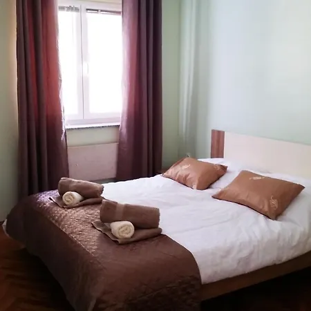 Amarena Apartment *