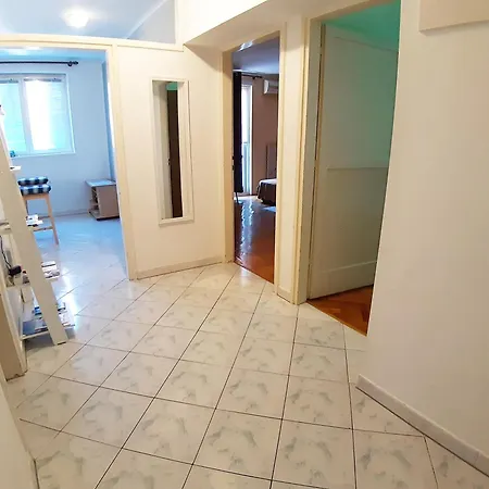 Apartment Amarena *